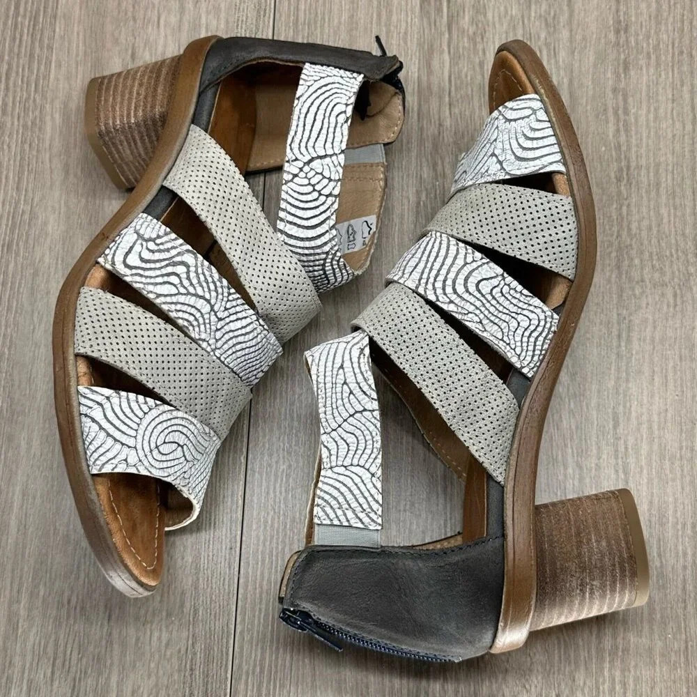 Clocharme Sandals Womens Sz 38 Open Toe Block Heel Gladiator Suede Leather Gray - Picture 9 of 12